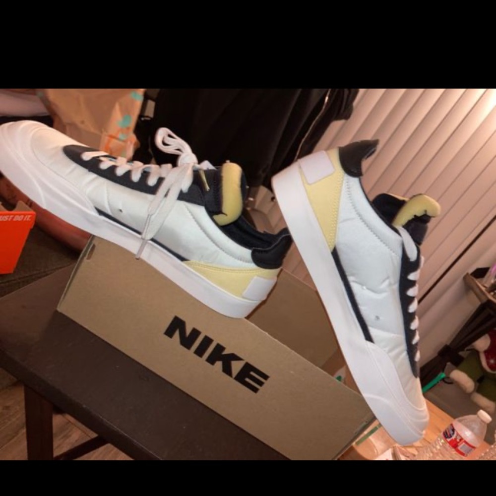 Nike shoes